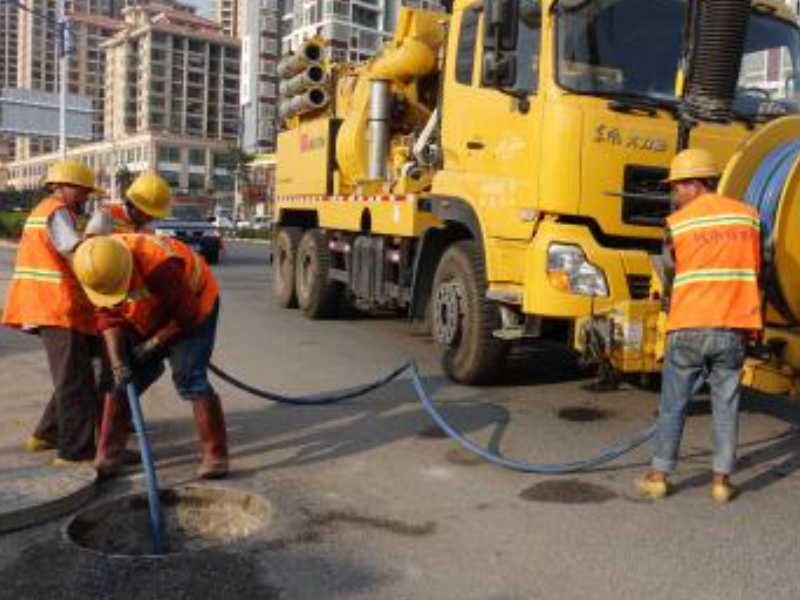 南京鼓楼区凤凰西街管道清洗及污水池清理价格便宜效率高