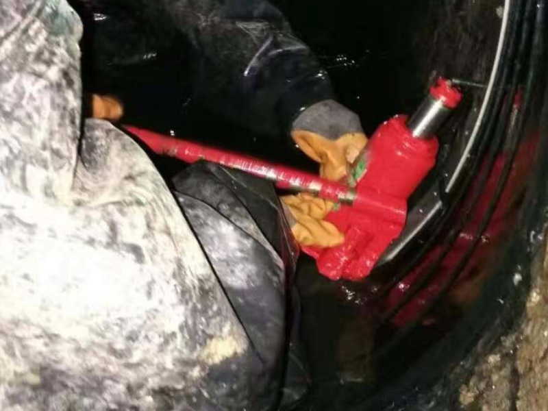 南京鼓楼区清凉门大街下水道疏通 厕所疏通 地漏疏通 面盆疏通