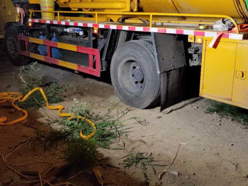 南京鼓楼区草场门污水管道疏通 市政管道清淤 管道检测修复