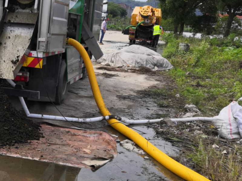 南京鼓楼区凤凰西街管道清洗及污水池清理价格便宜效率高