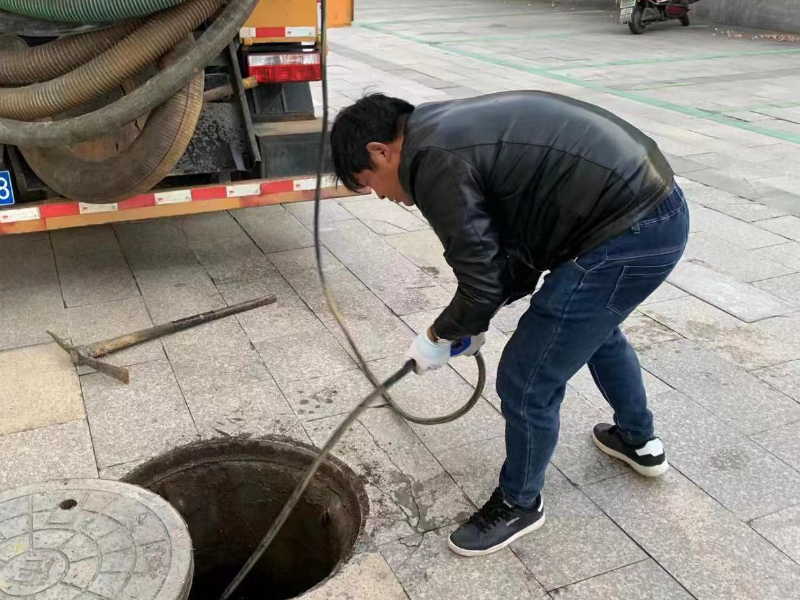 南京鼓楼区化粪池清理鼓楼区污水池清理鼓楼区抽粪电话